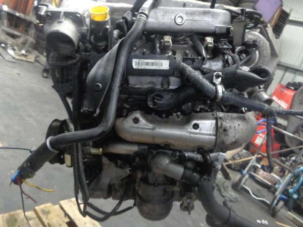 MOTEUR RENAULT 3.0DCI V6 CODE P9XA701 - Vue 5